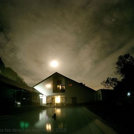Hotel Termales Del Ruiz Gallinazo  エクステリア 写真