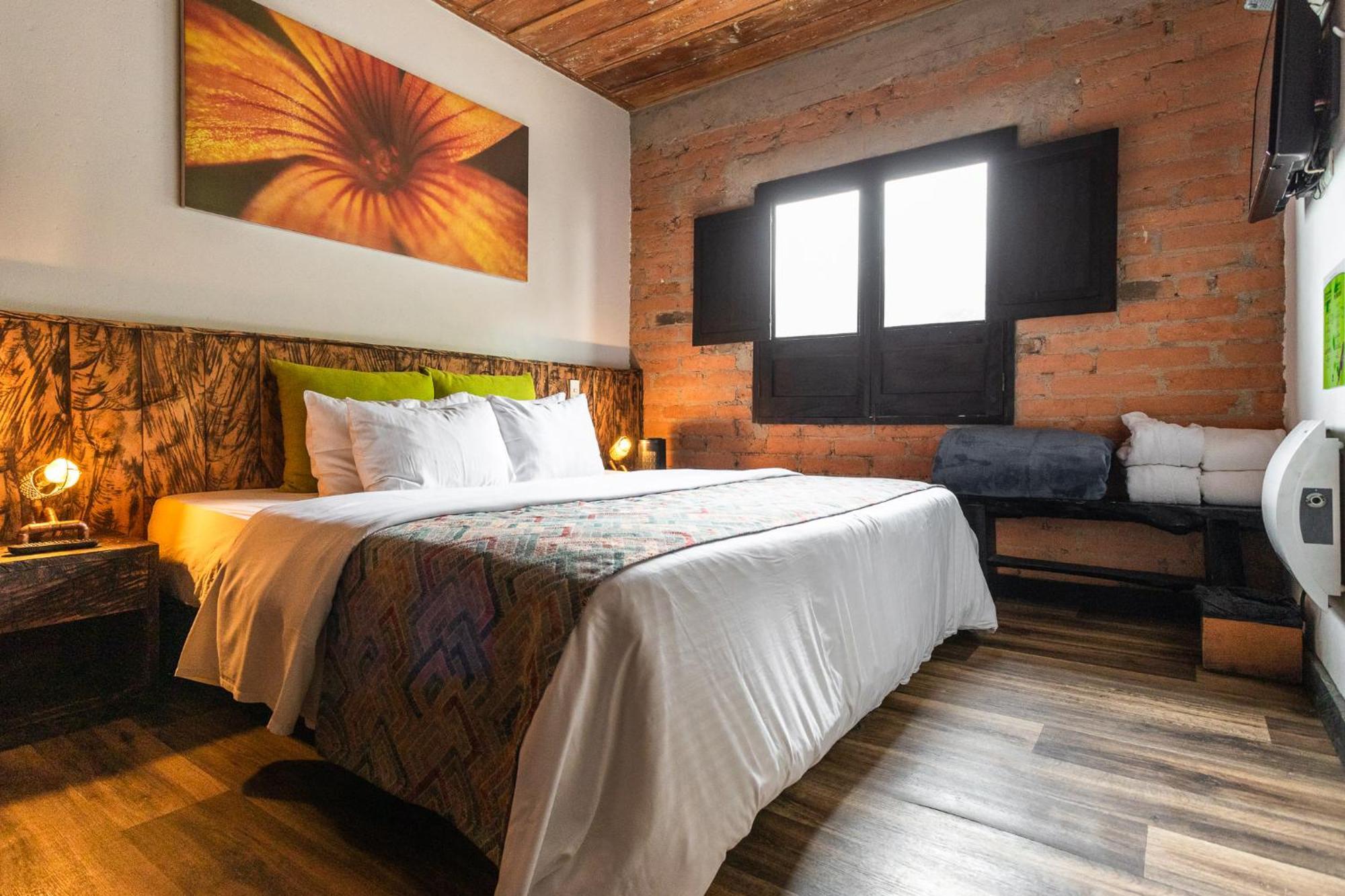 Hotel Termales Del Ruiz Gallinazo  エクステリア 写真